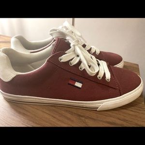 Tommy hilfigher sneakers